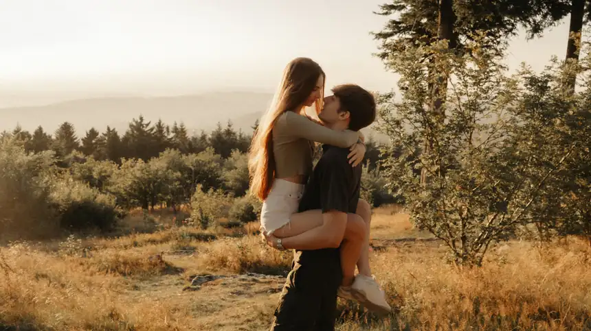 Couple embracing during a relaxed portrait session